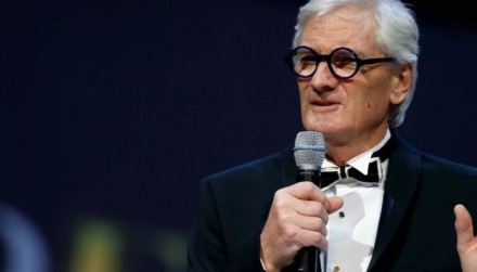 Sir James Dyson to sell Singapore penthouse at a loss